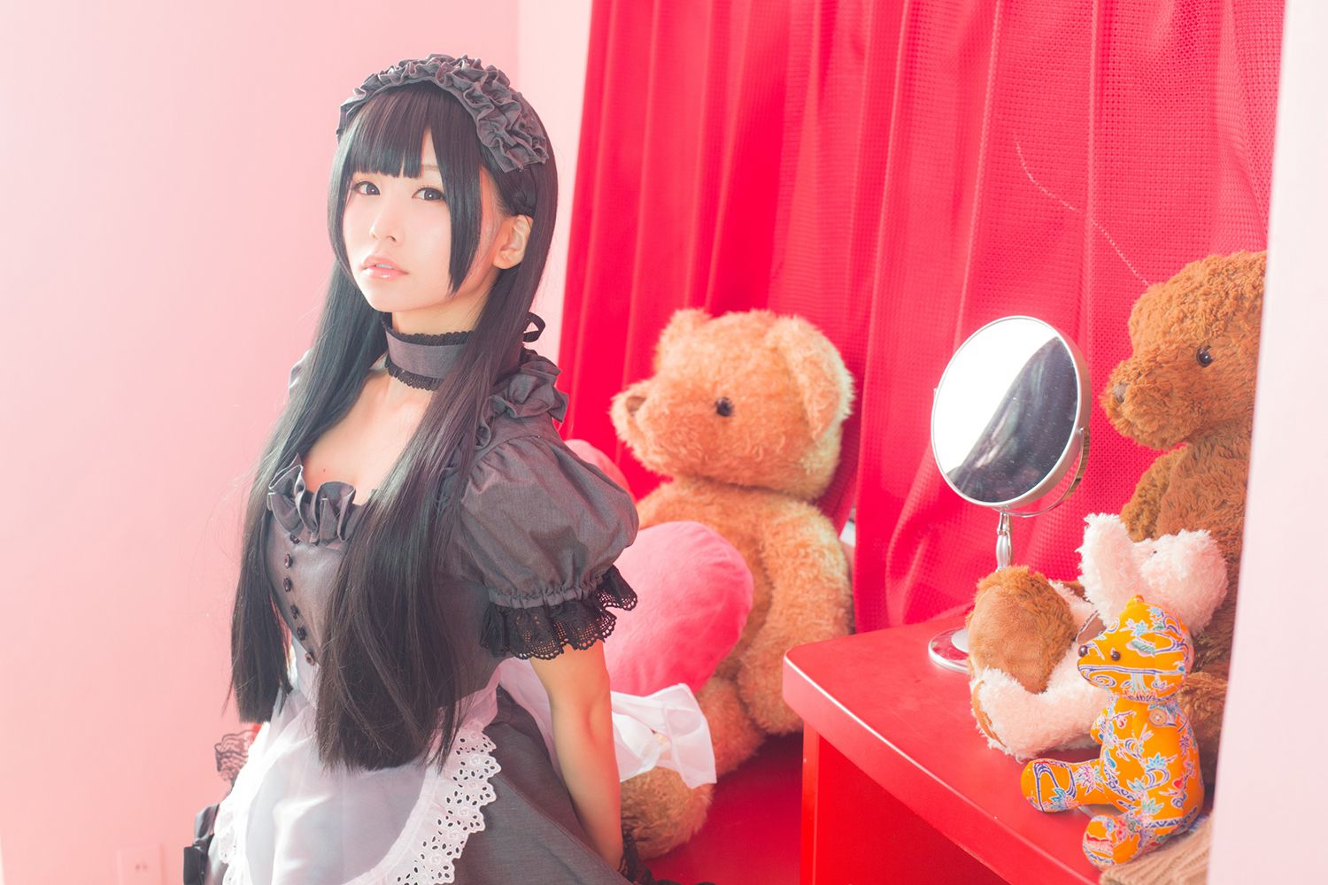 Coser@Akira Gray Maid Doll