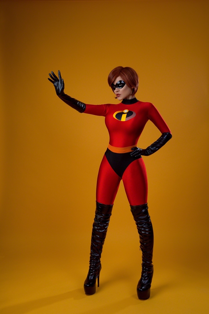 Kalinka Fox – Elastigirl [45P]