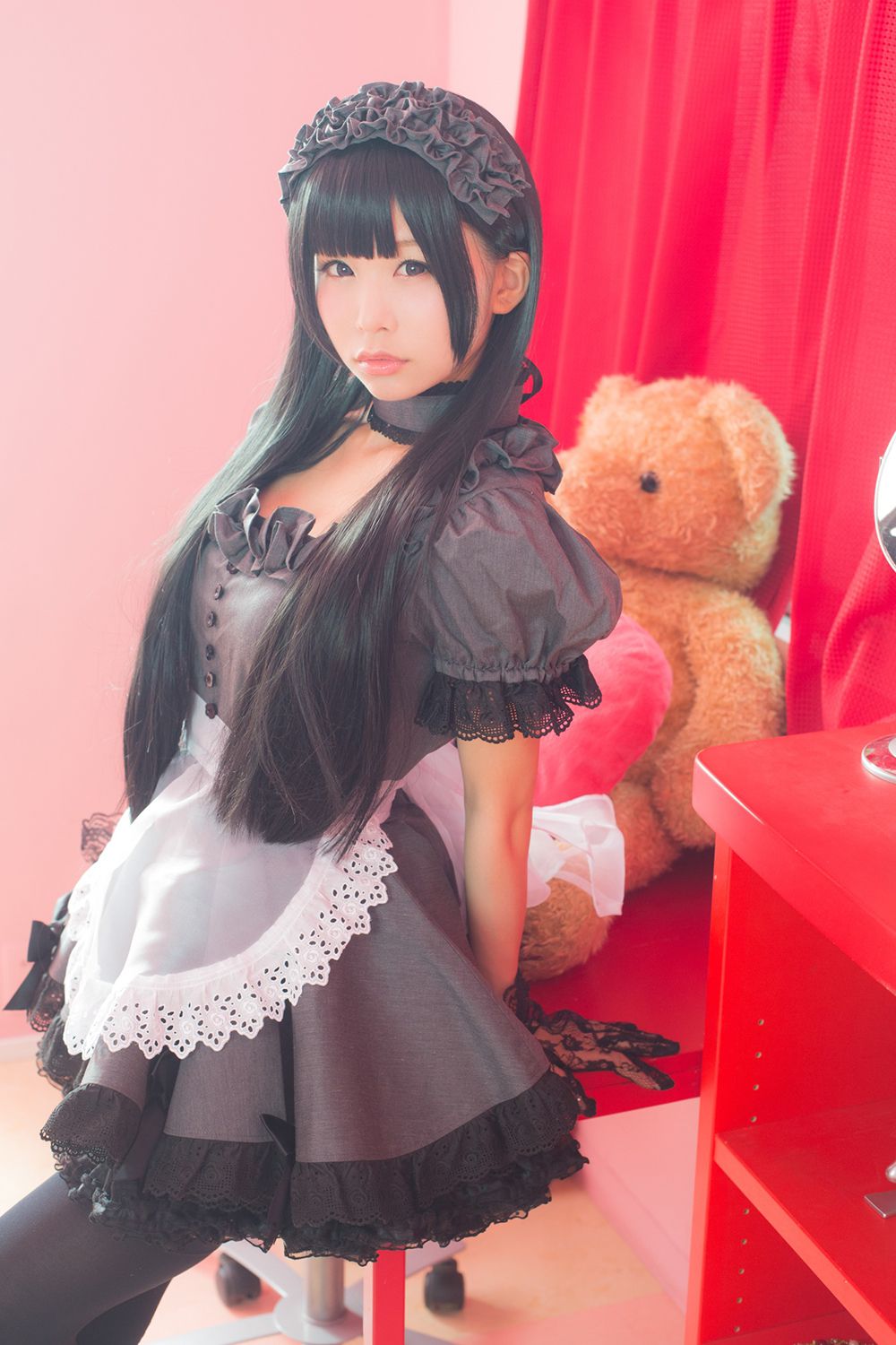 Coser@Akira Gray Maid Doll Part 3