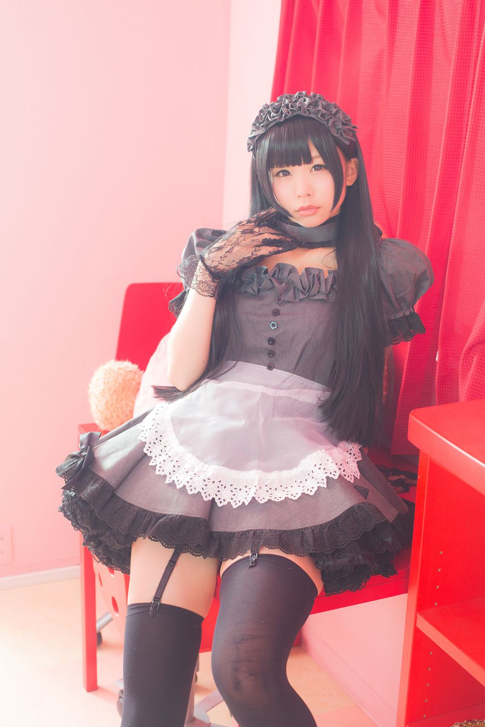 Coser@Akira Gray Maid Doll