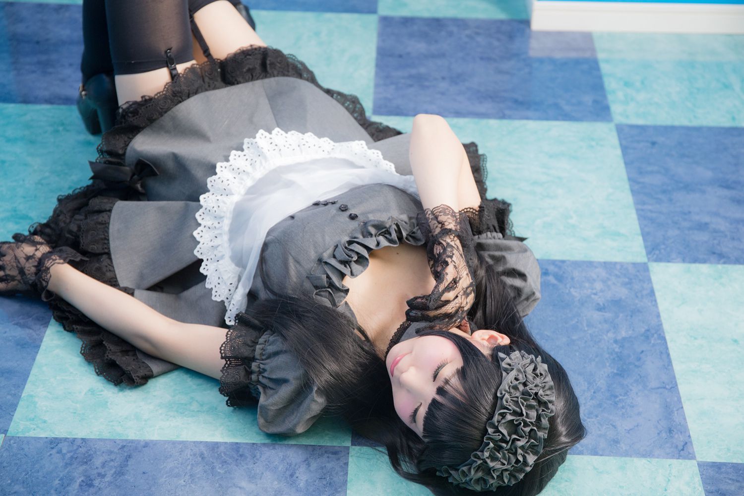 Coser@Akira Gray Maid Doll Part 3