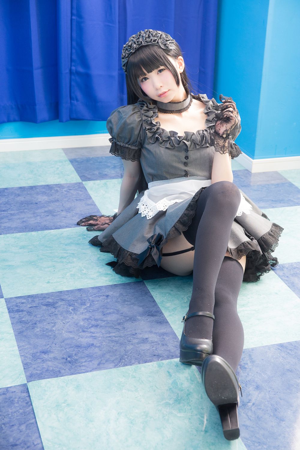 Coser@Akira Gray Maid Doll Part 3