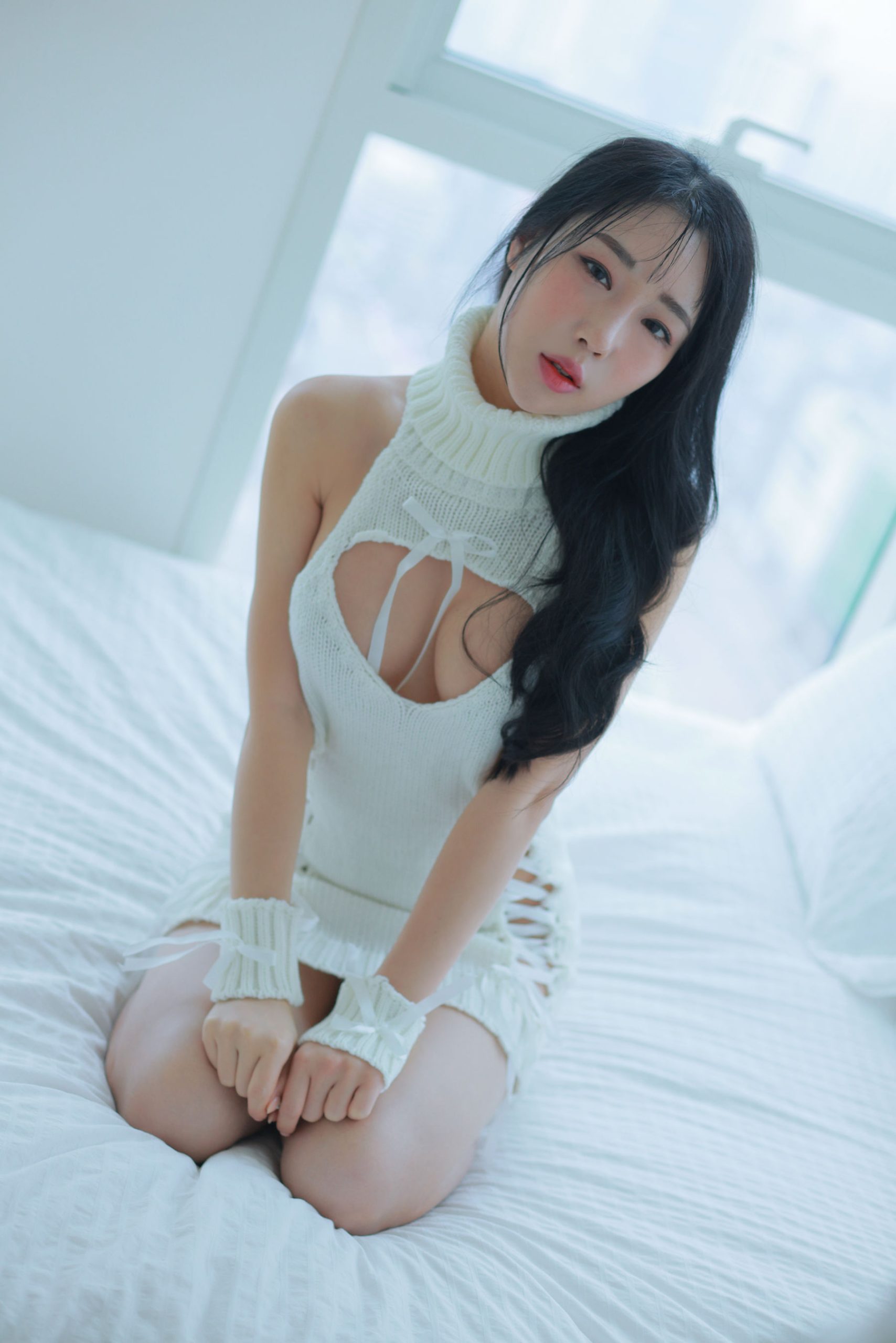 Coco7st (Miss Maxim KR) Sumin - Snowflake [80P]