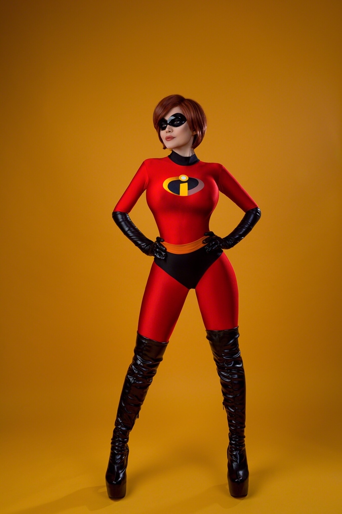 Kalinka Fox – Elastigirl [45P]