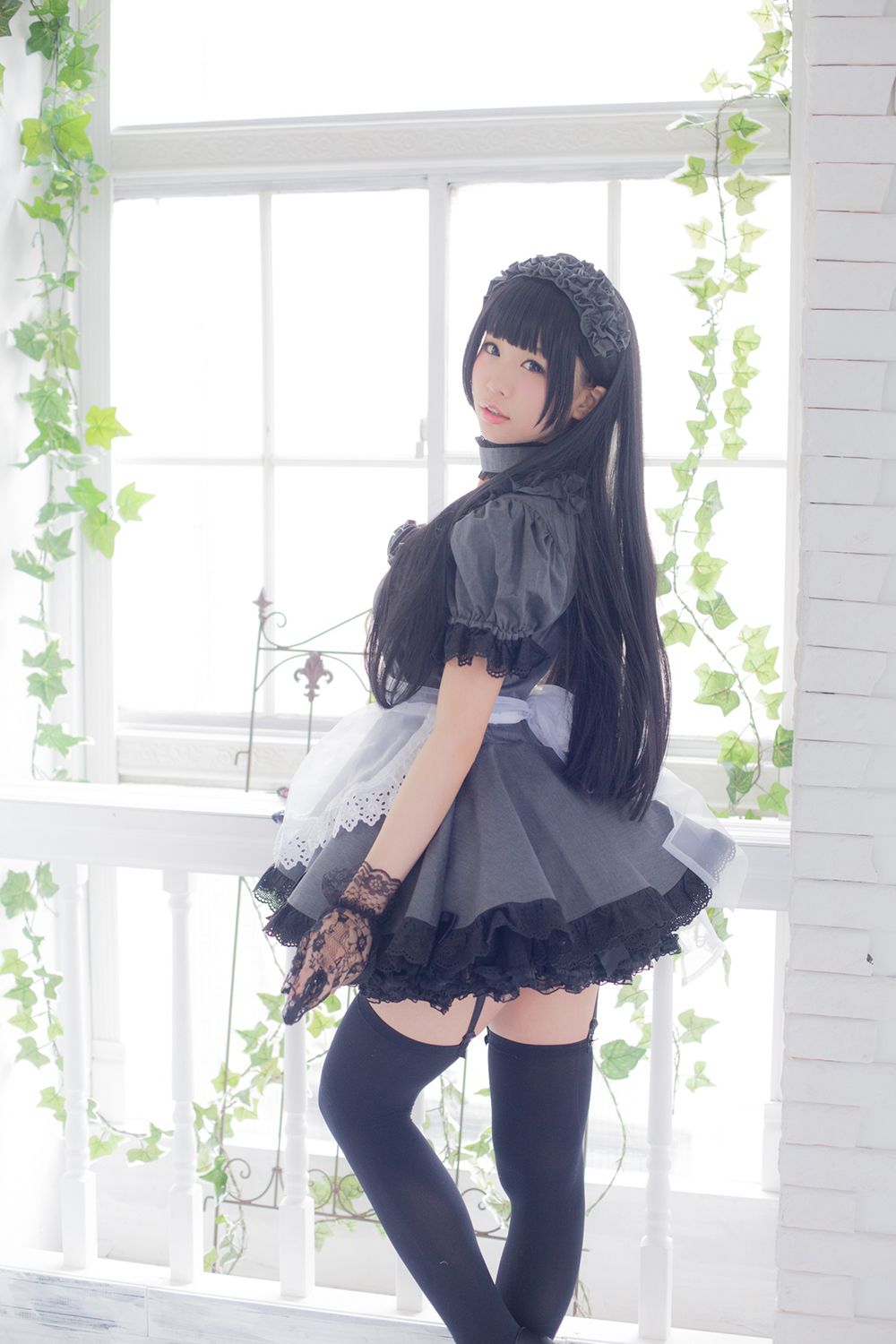 Coser@Akira Gray Maid Doll Part 3