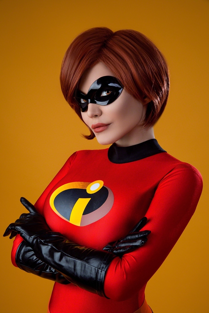 Kalinka Fox – Elastigirl [45P]