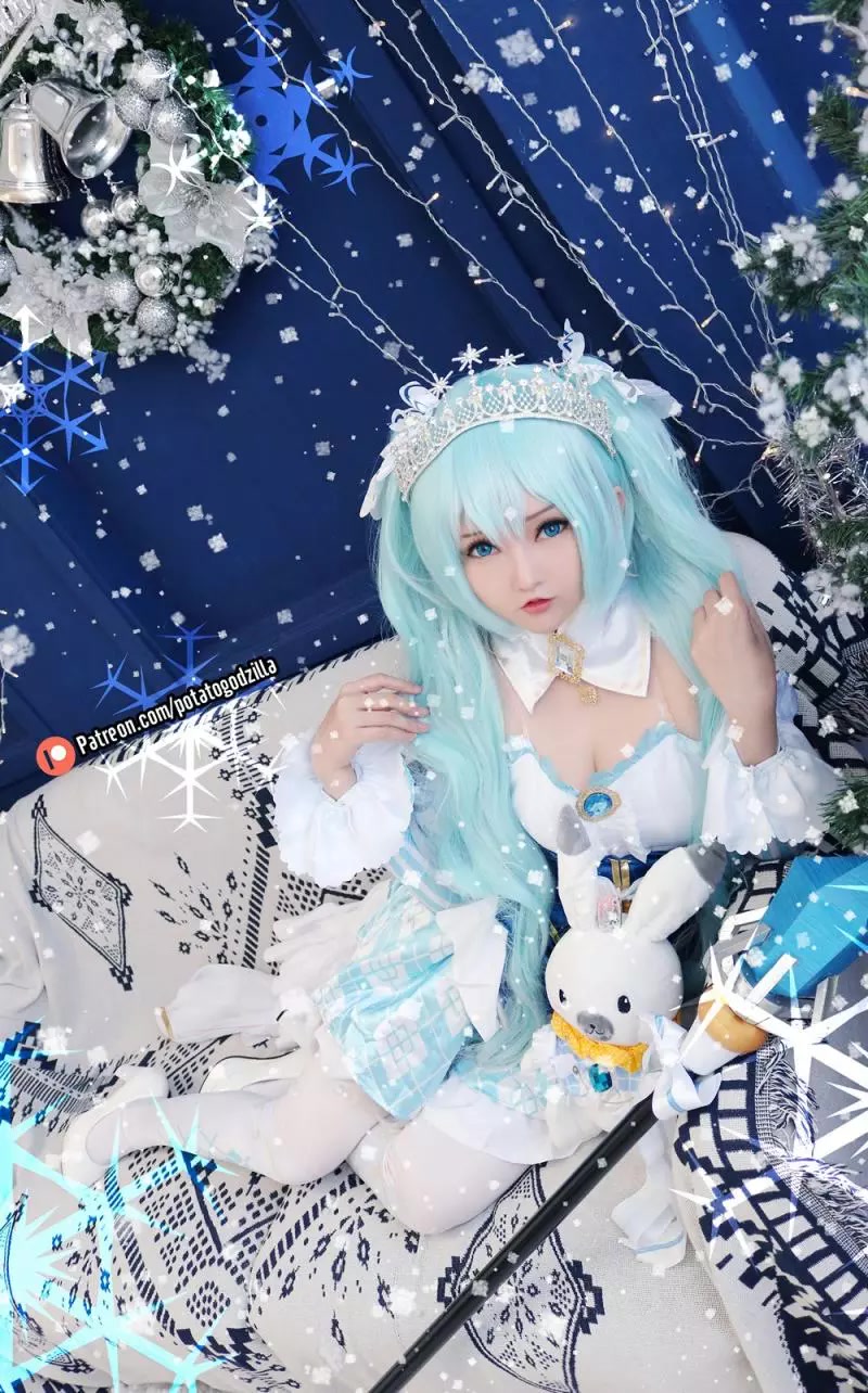 Potato Godzilla - Snow Miku 3 [41P]