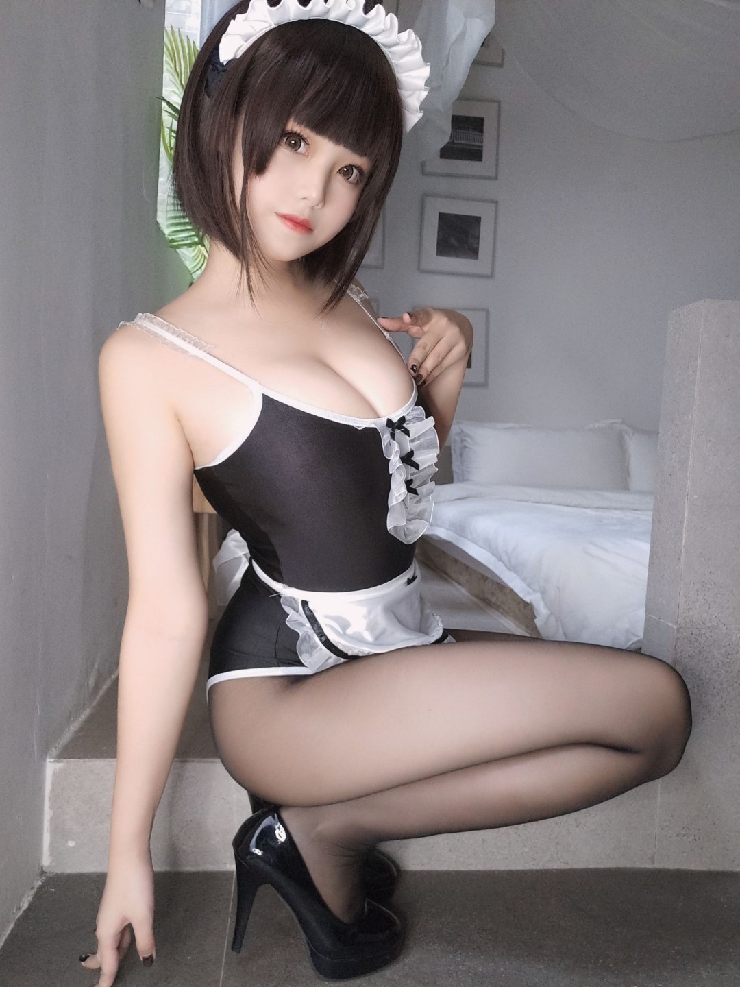蜜汁猫裘 NO.054 女仆 [42P]