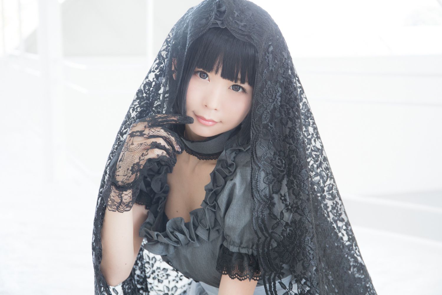 Coser@Akira Gray Maid Doll