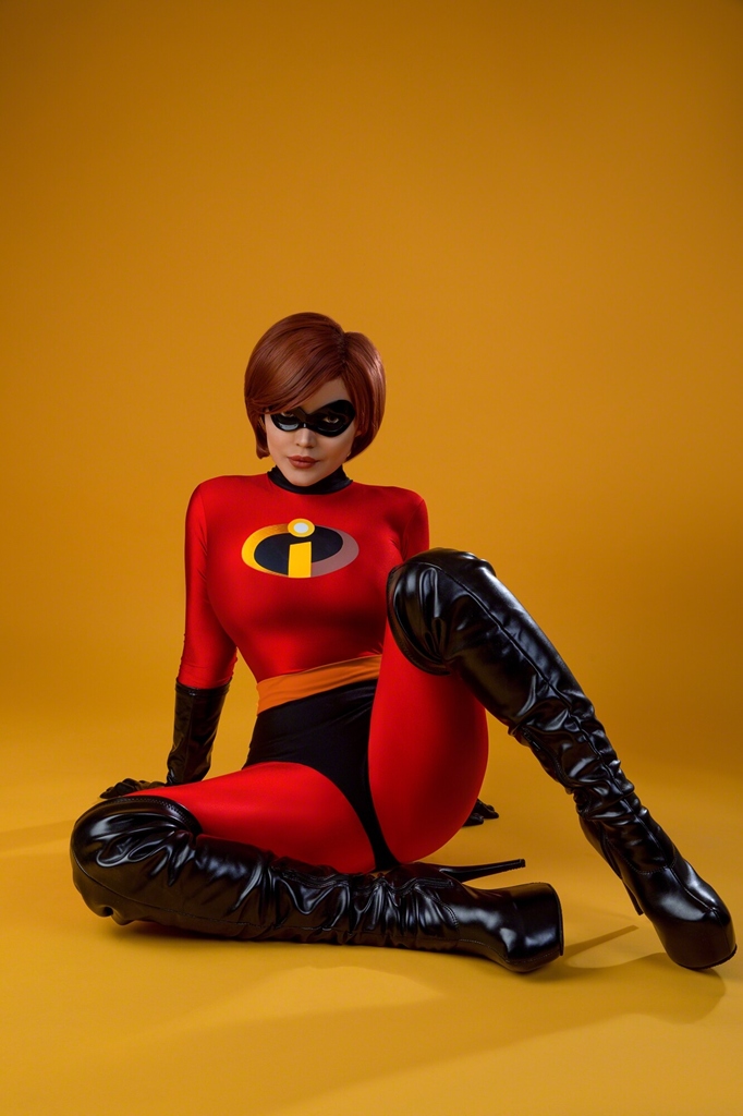 Kalinka Fox – Elastigirl [45P]