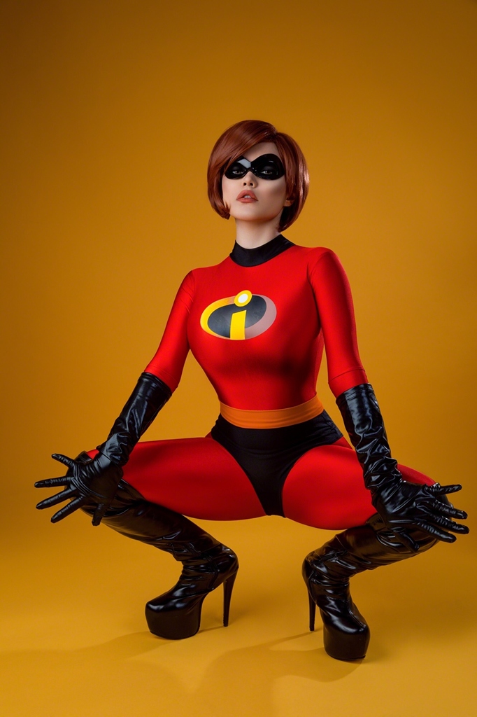 Kalinka Fox – Elastigirl [45P]