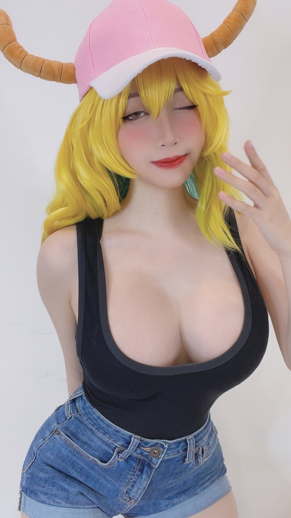 Ain Nguyen - Lucoa [9P]