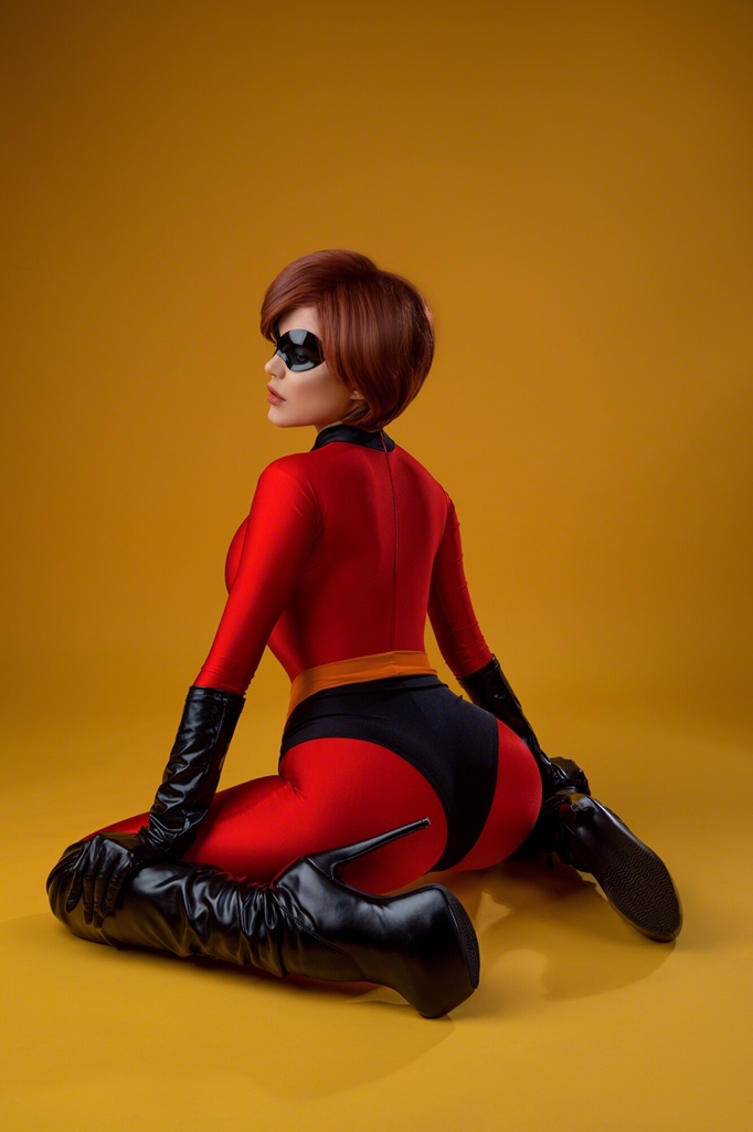 Kalinka Fox – Elastigirl [45P]