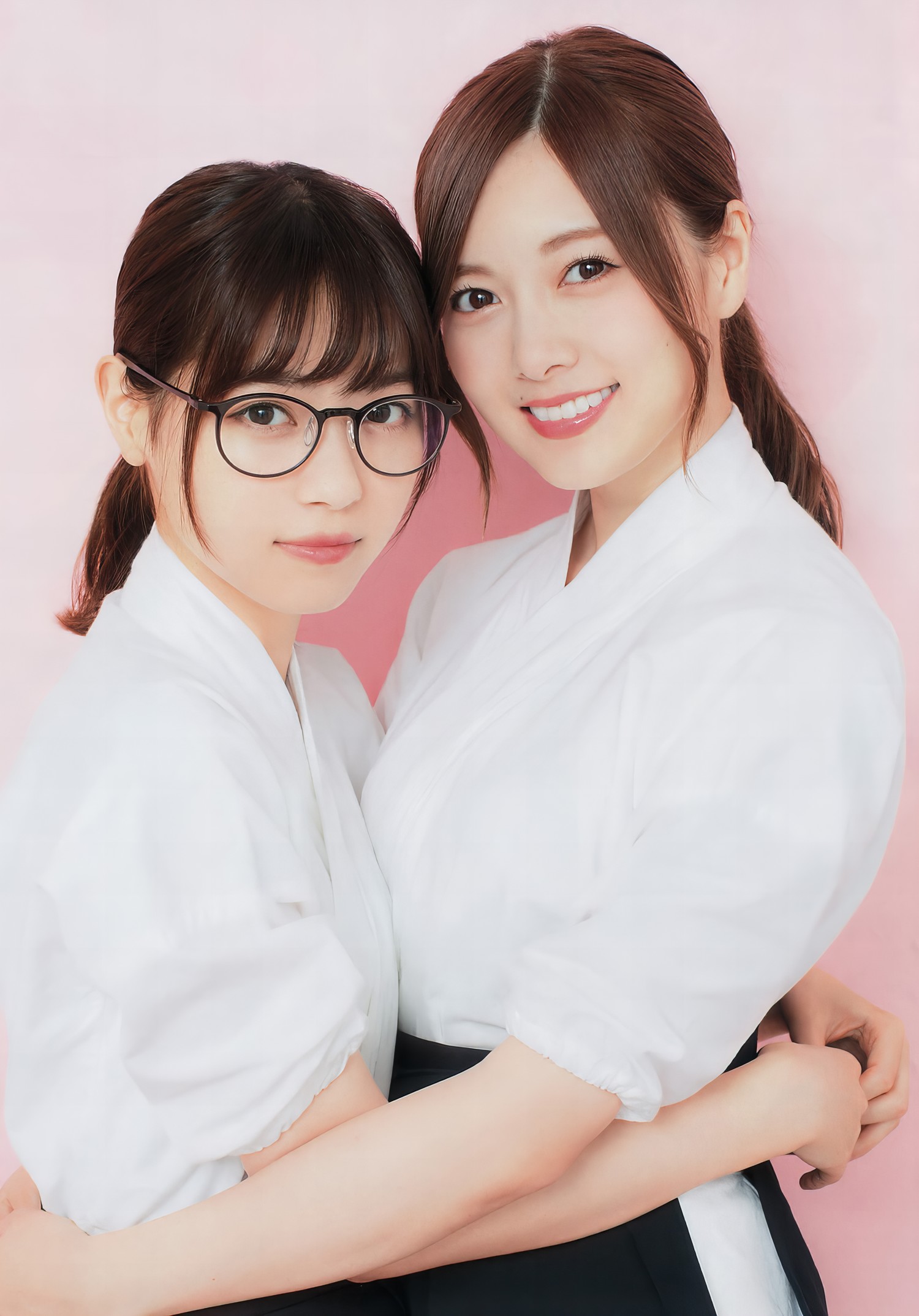 Nogizaka46 乃木坂46, Big Comic Spirits 2017 No.43 (ビッグコミックスピリッツ 2017年43号) [9P]