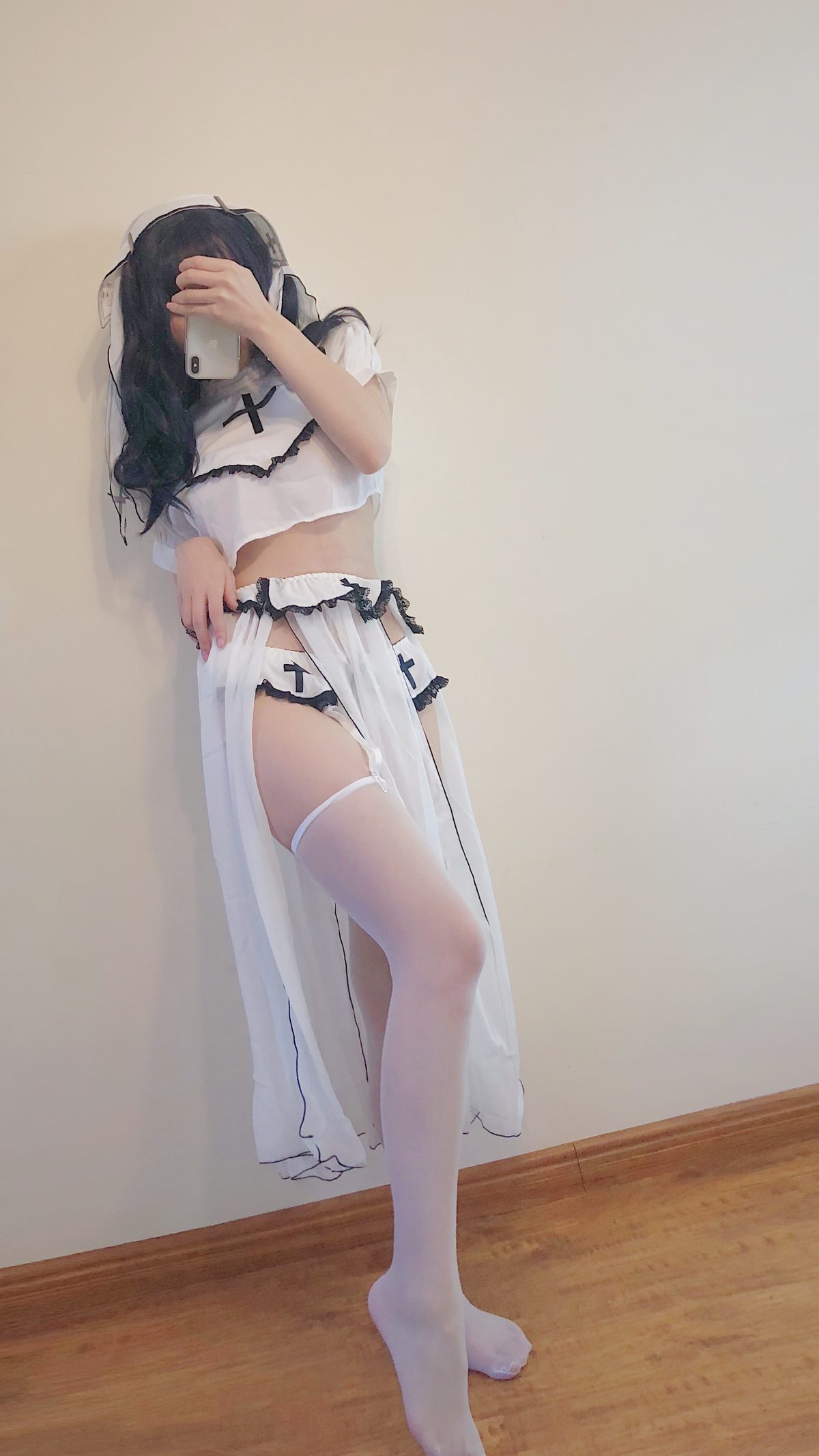 Coser@小仓千代w – 白色修女服自拍