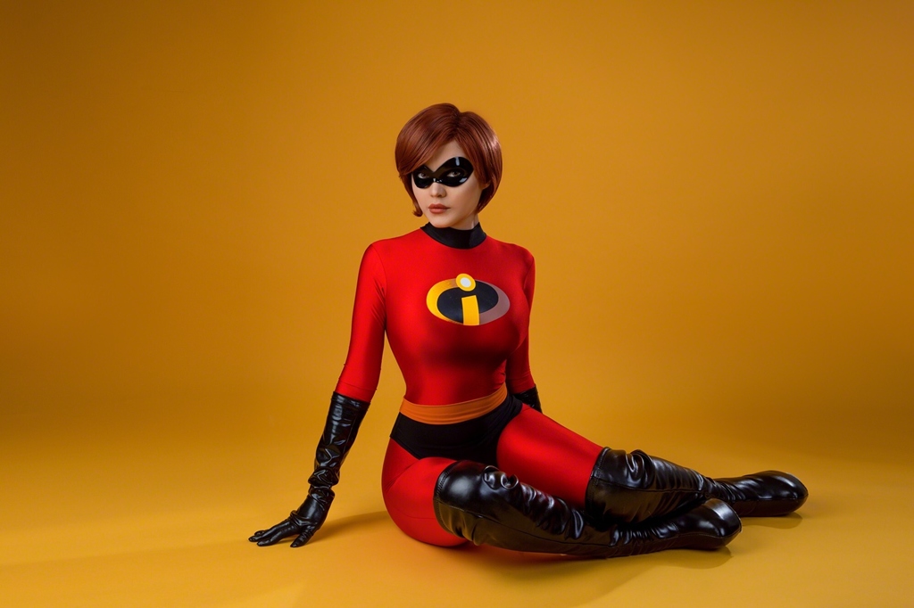 Kalinka Fox – Elastigirl [45P]