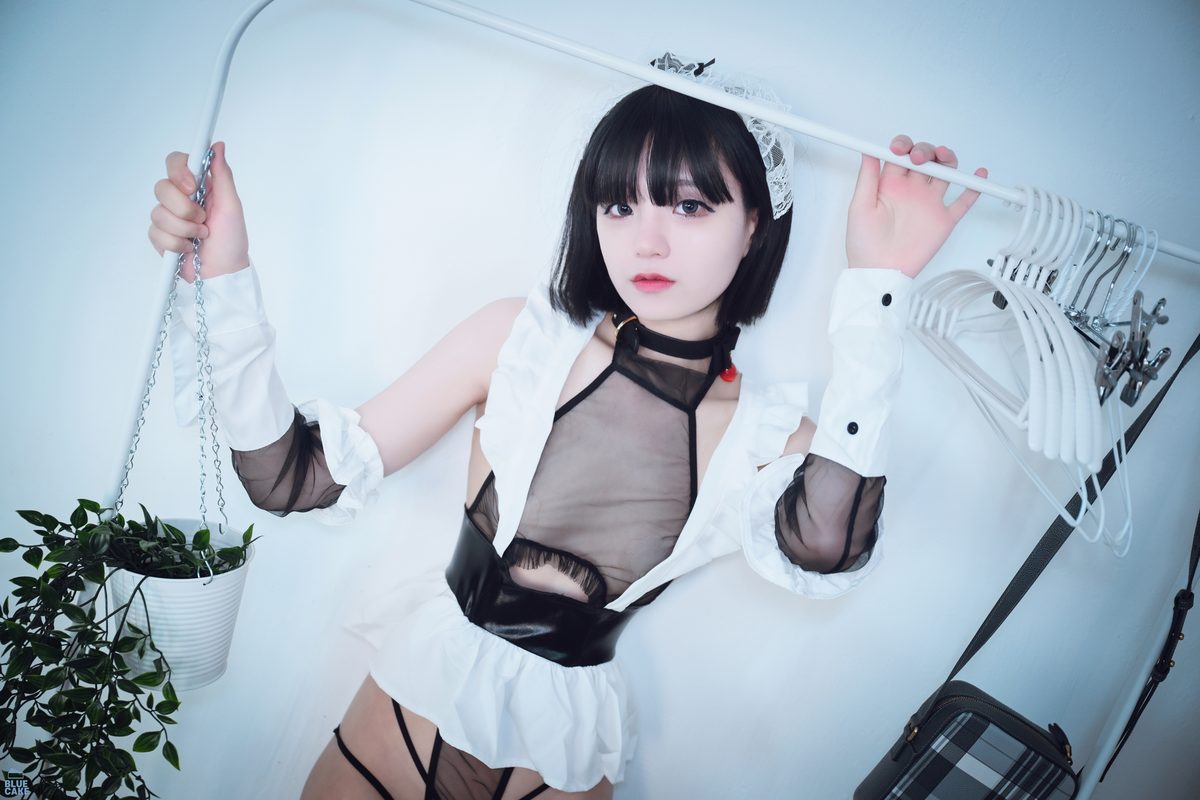 BLUECAKE Jeong Jenny 정제니 – Maid Cosplay Part2