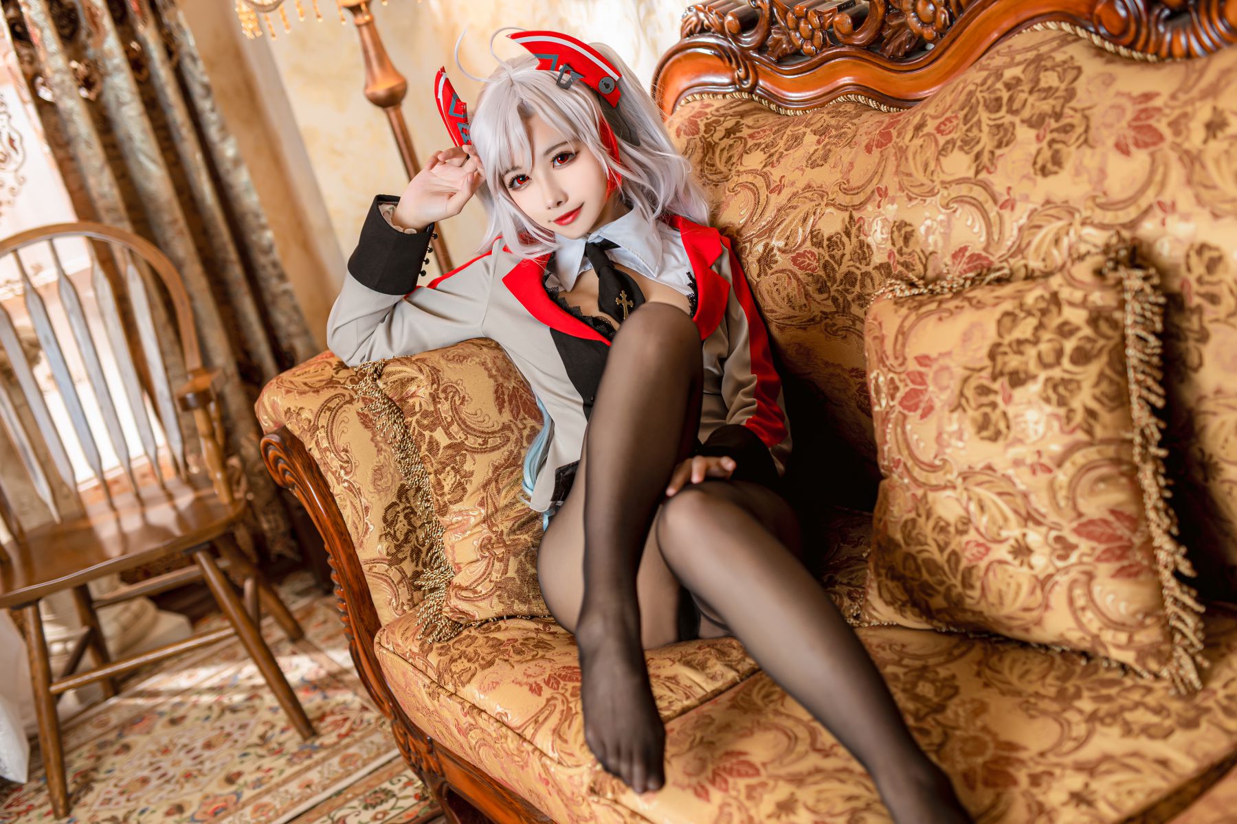 Coser@Momoko葵葵 教师