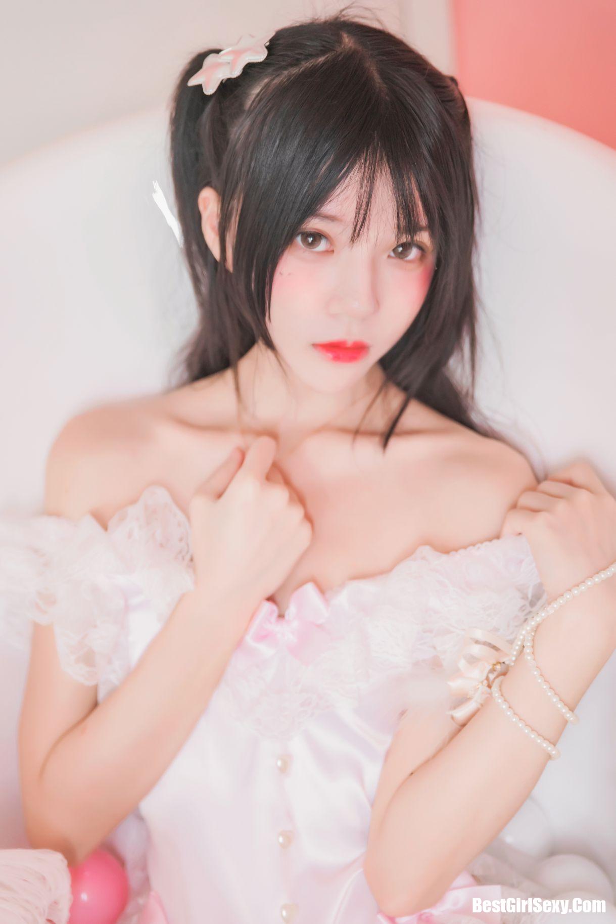 Coser@桜桃喵 Vol.016 冬眠2018系列-粉色浴缸