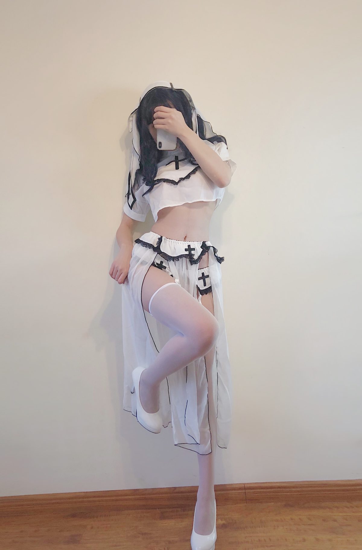 Coser@小仓千代w – 白色修女服自拍