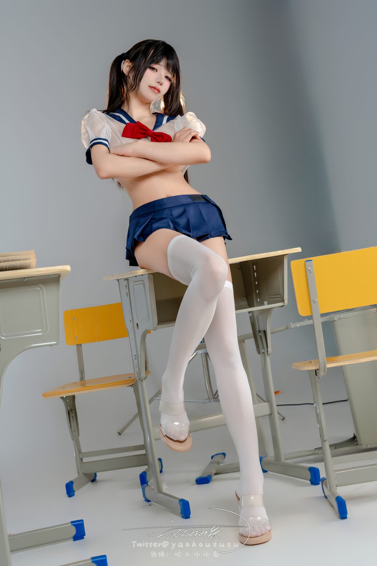 Coser@黏黏团子兔 – 辣妹学院 Pretty