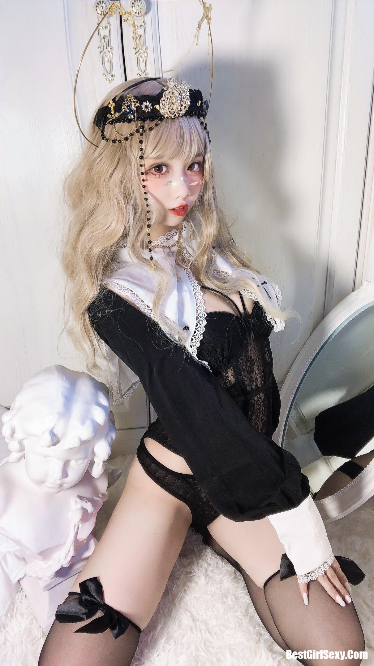 Coser@果咩酱w Vol.013 叛逆修女