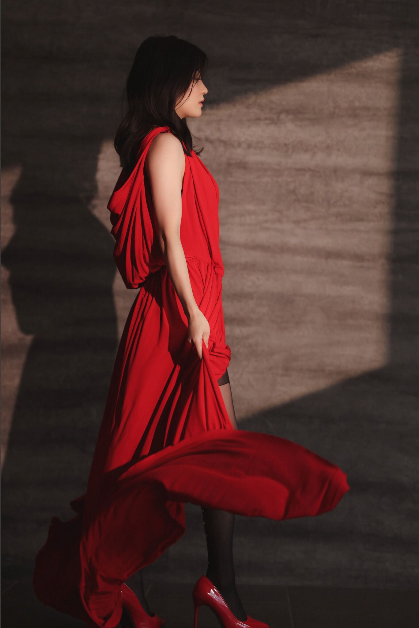 上西恵 「EDGE OF K」写真集 [74P]