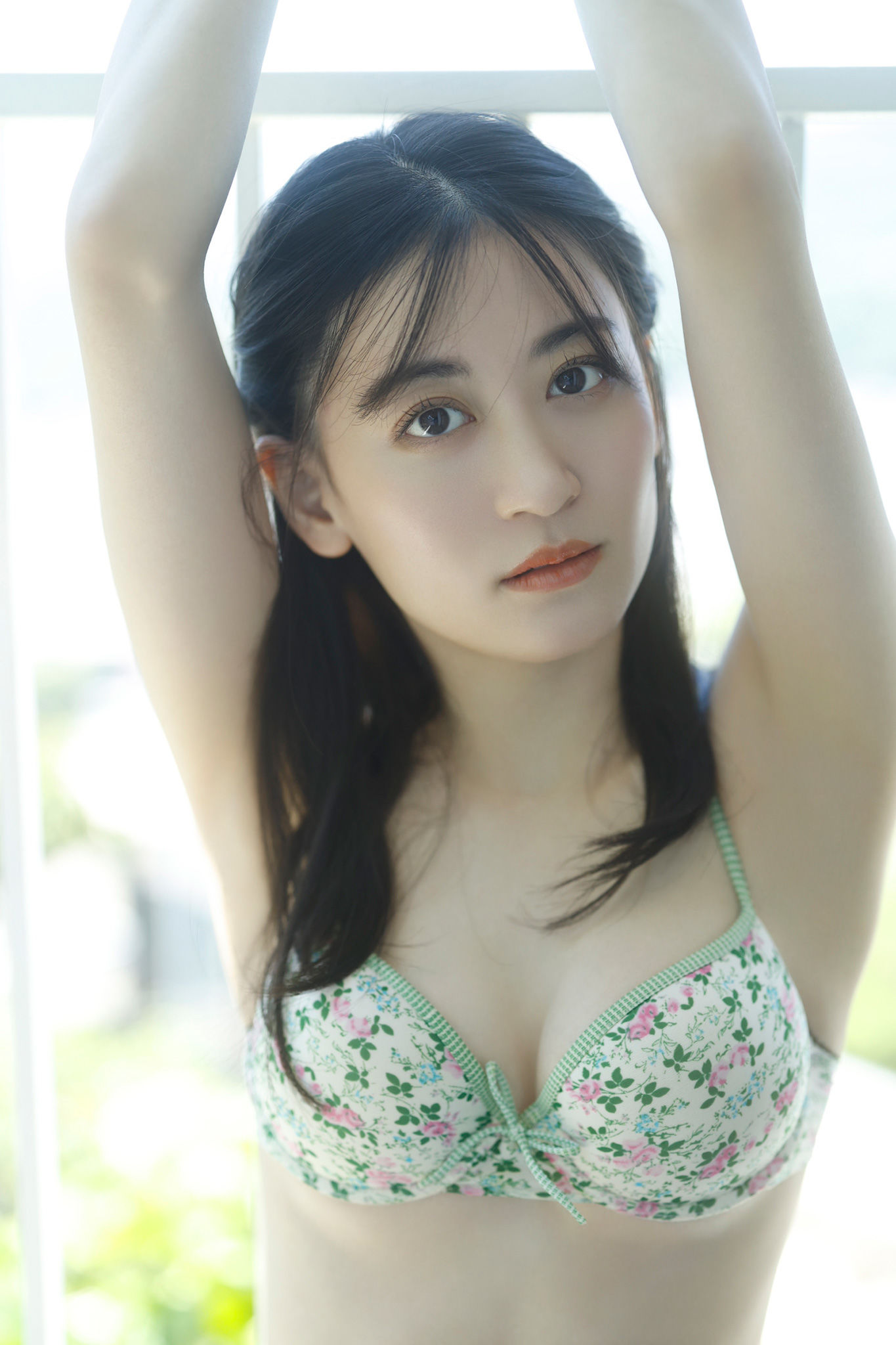 Kei Jonishi 上西恵 – 純白の艶肌 [68P]