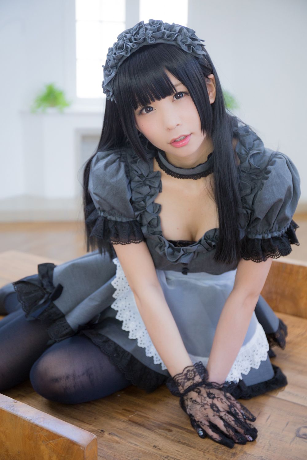 Coser@Akira Gray Maid Doll