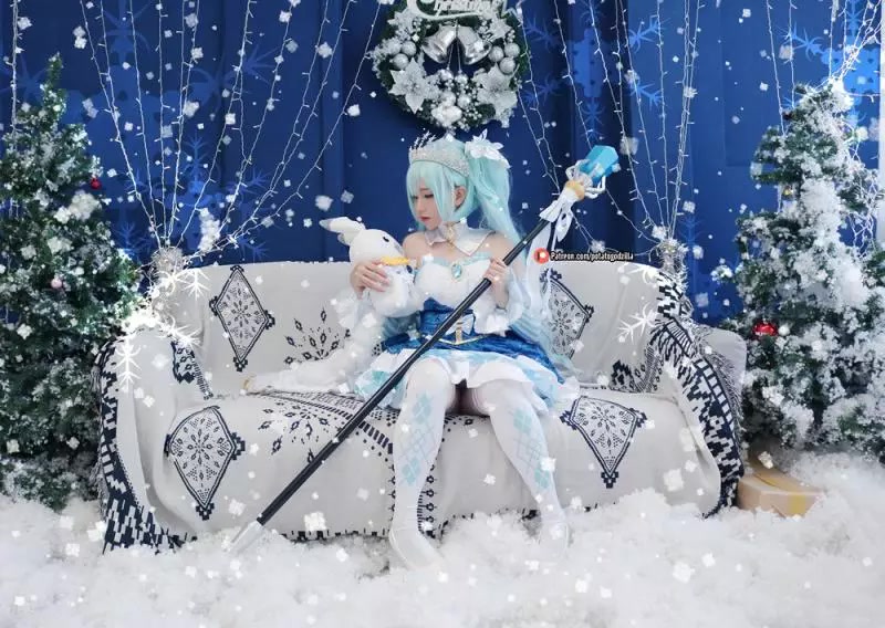 Potato Godzilla - Snow Miku 3 [41P]