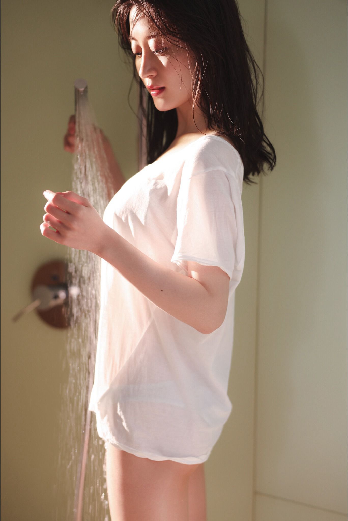 上西恵 「EDGE OF K」写真集 [74P]