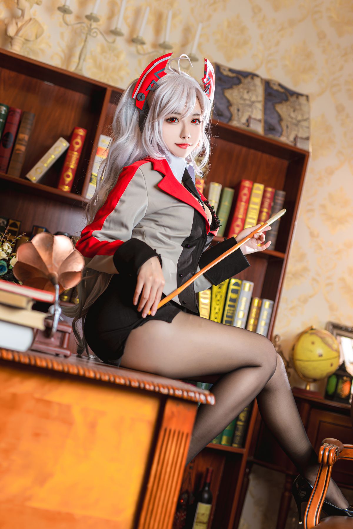 Coser@Momoko葵葵 教师