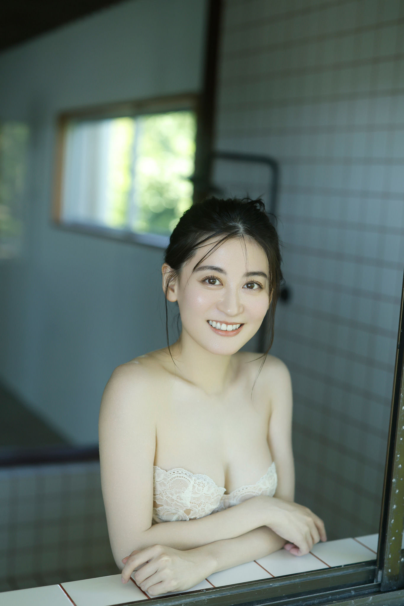 Kei Jonishi 上西恵 – 純白の艶肌 [68P]