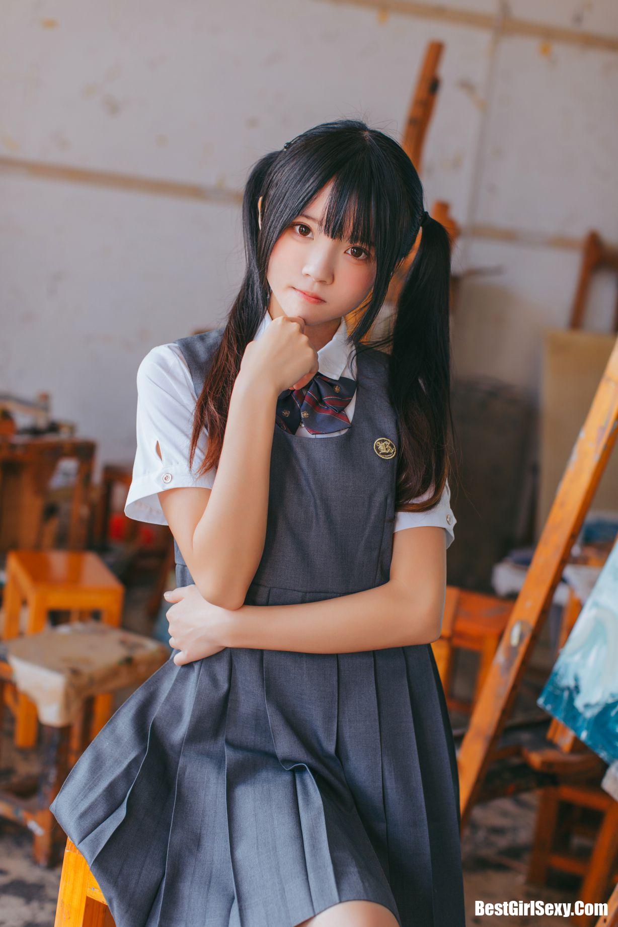 Coser@桜桃喵 Vol.028 画室少女