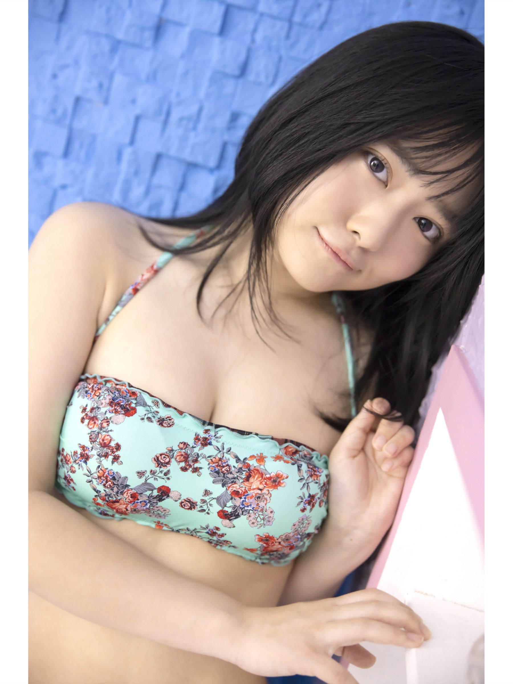岡田彩夢 デジタル写真集 キミとキャンバスライフ [49P]