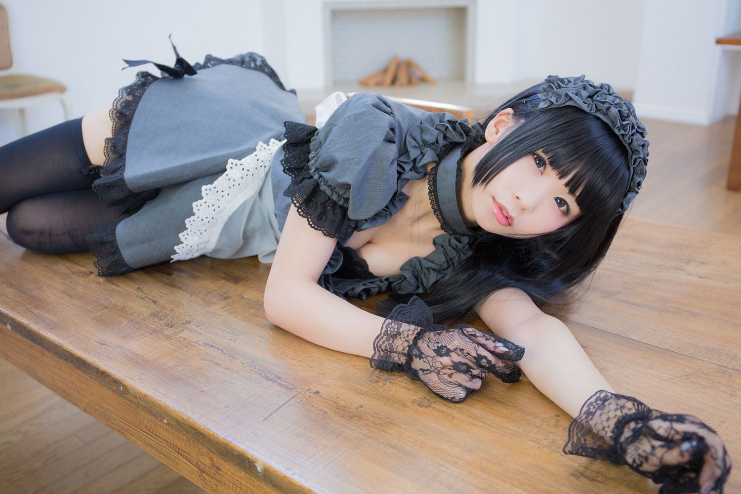 Coser@Akira Gray Maid Doll Part 3