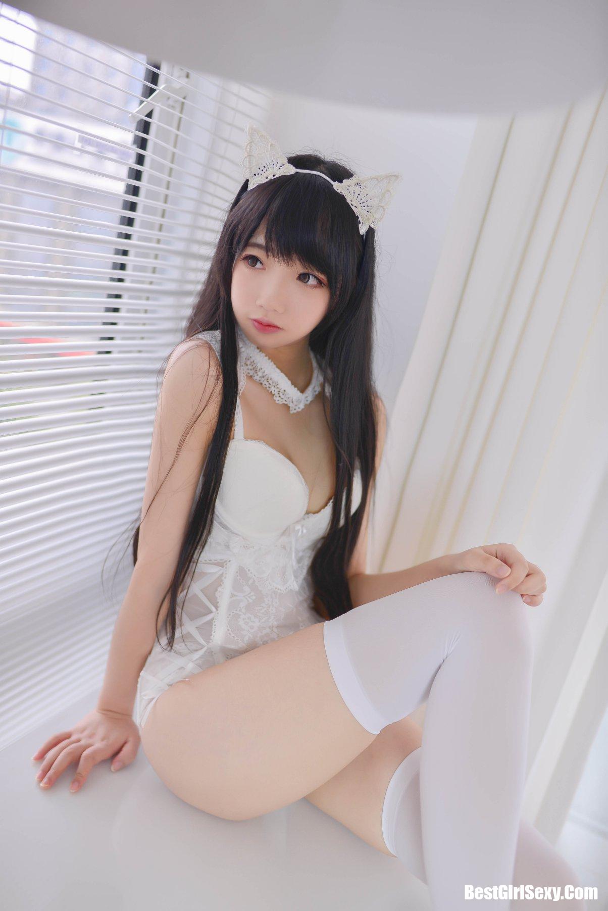 Coser@雪琪SAMA Vol.002 猫系少女白猫