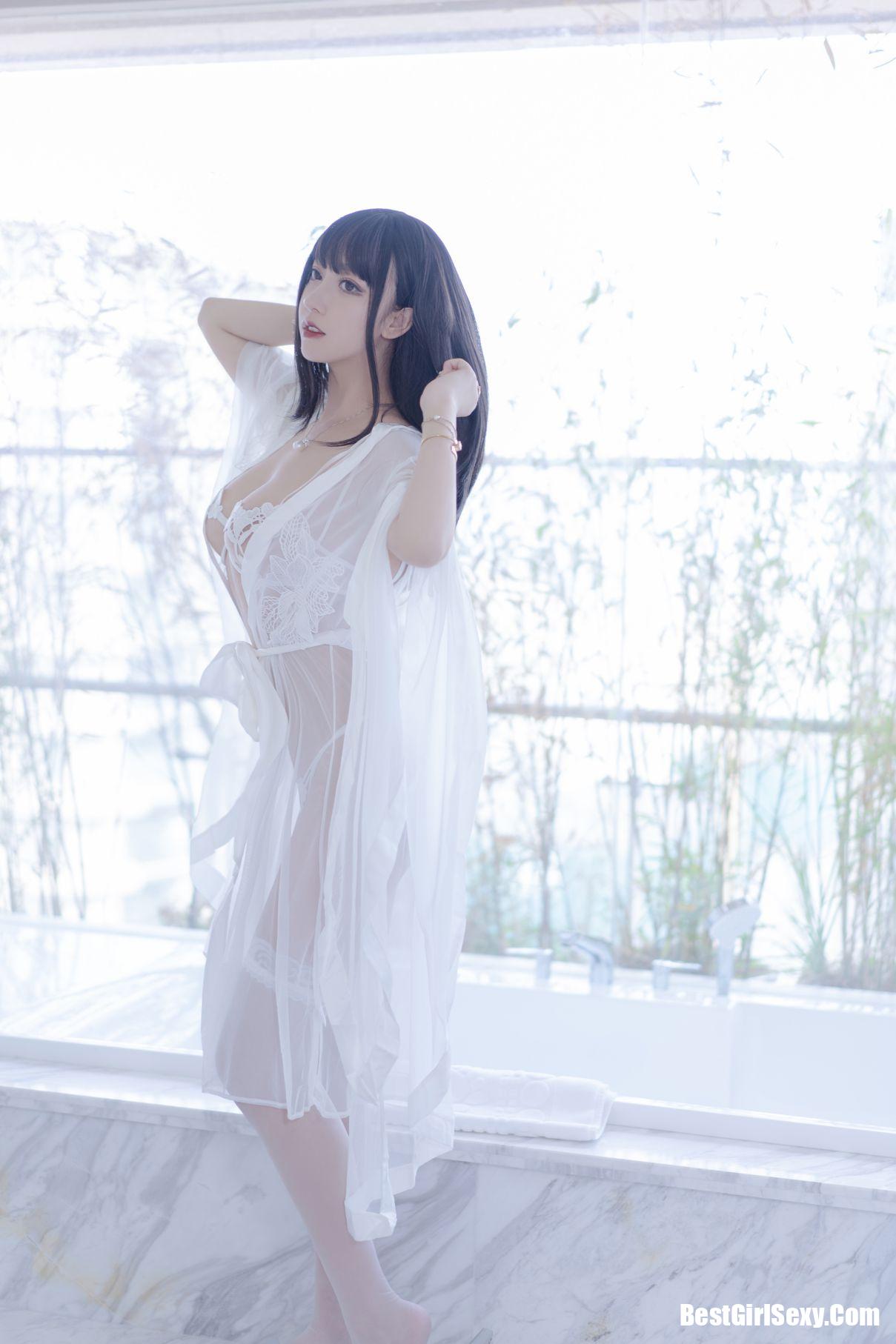 Coser@过期米线线喵 镂空内衣