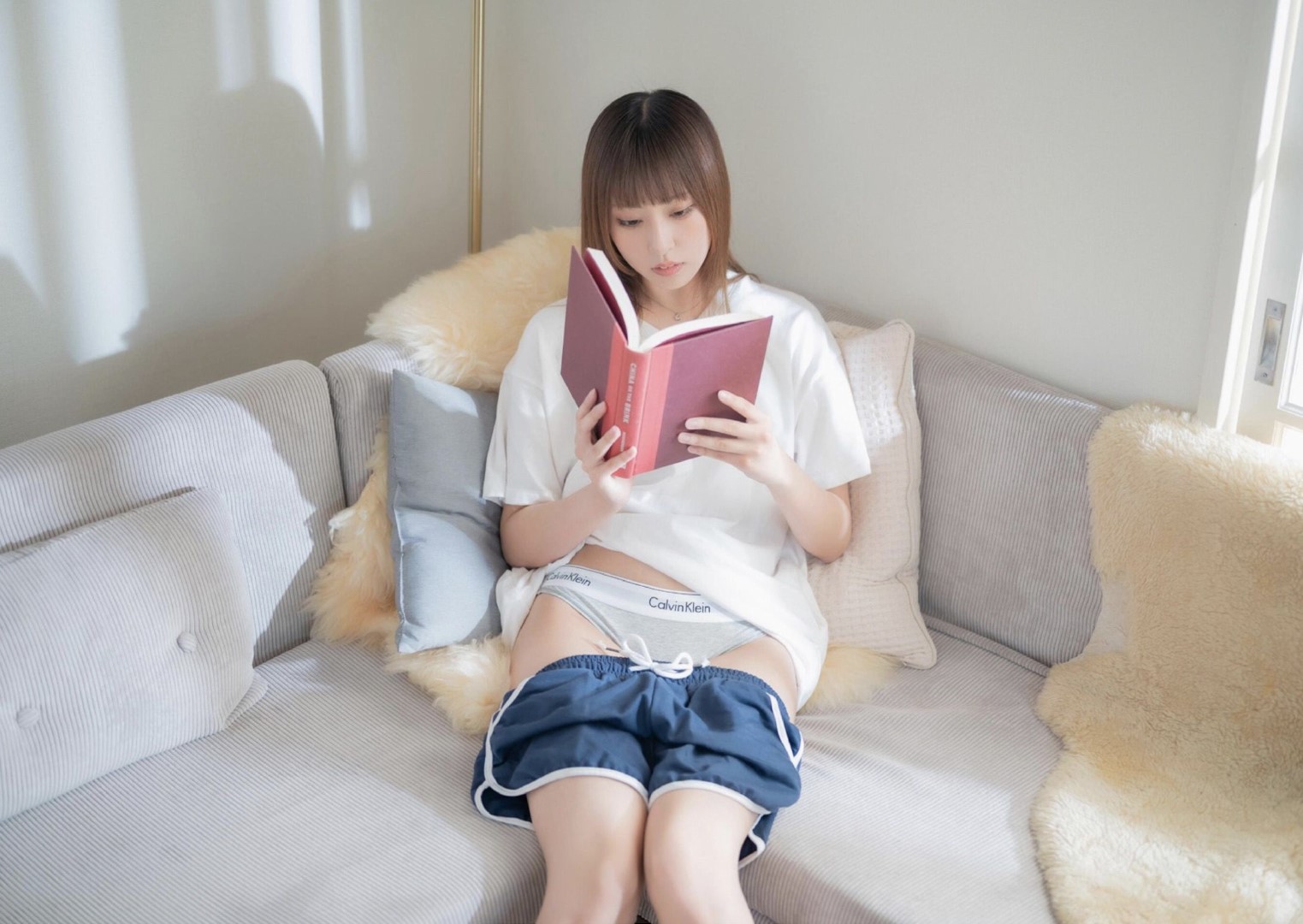 スカート を約100回めくれる本 vol.24 有川紗雪 [161P]