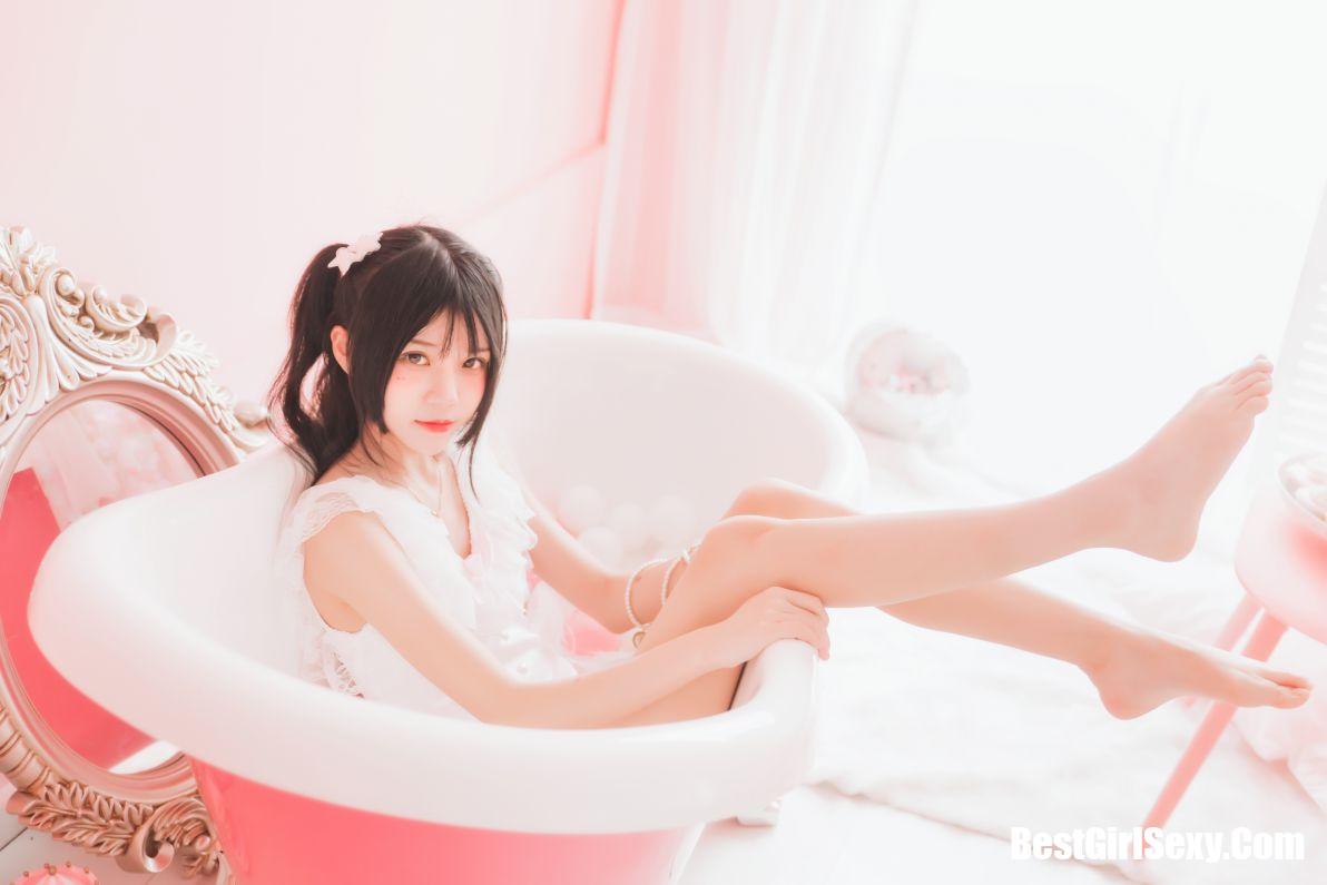 Coser@桜桃喵 Vol.016 冬眠2018系列-粉色浴缸