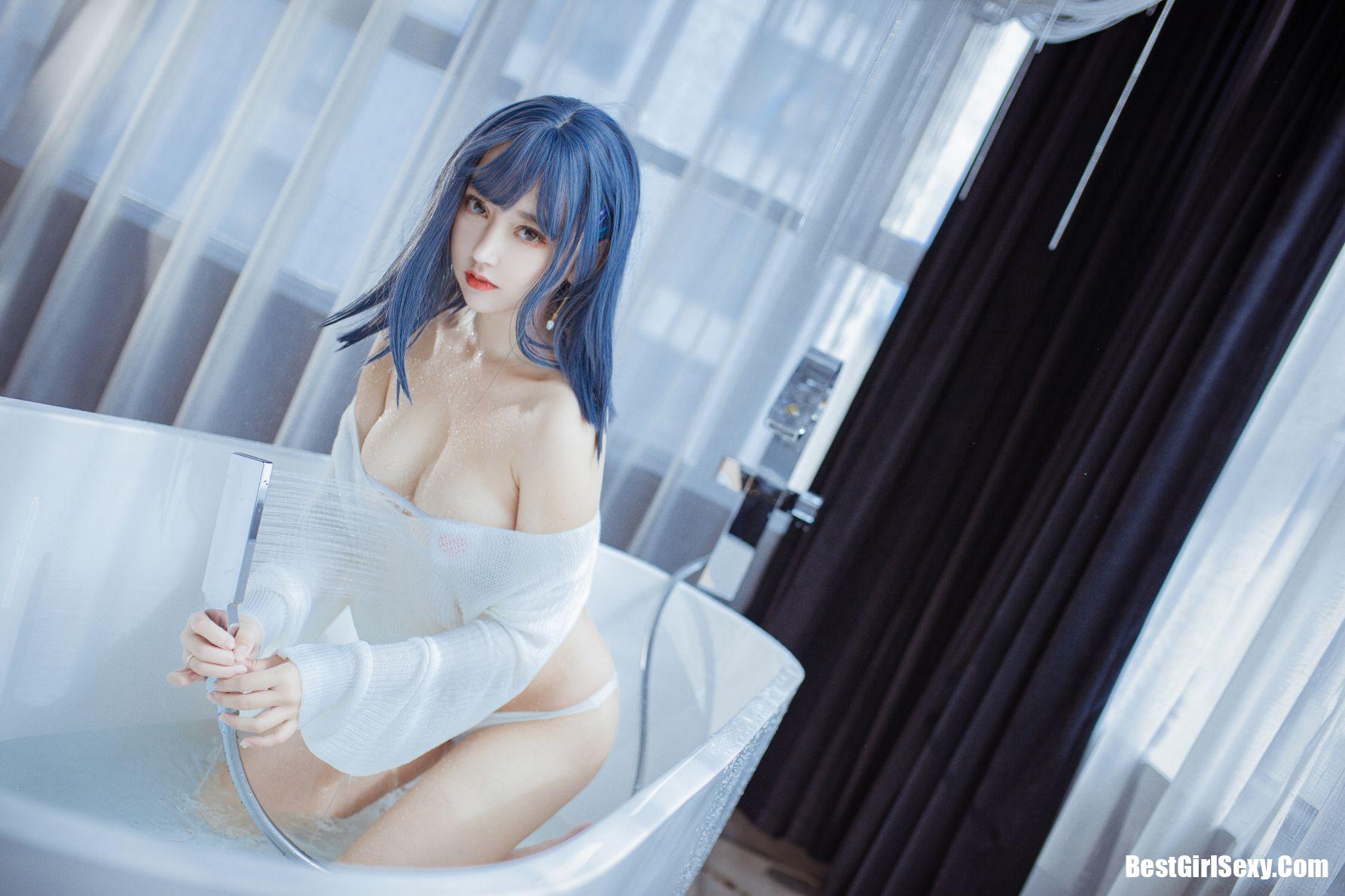 Coser@过期米线线喵 浴缸