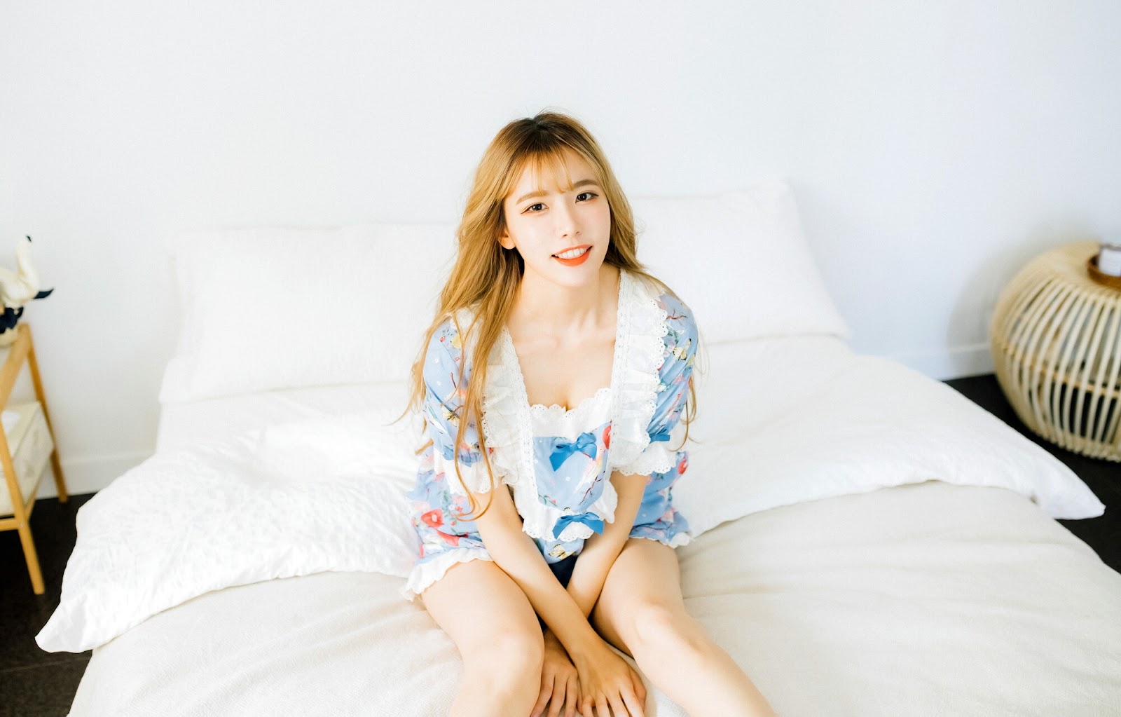 Lee Ahrin 이아린, [Moon Night Snap] Guerinnarae Hotel [60P]