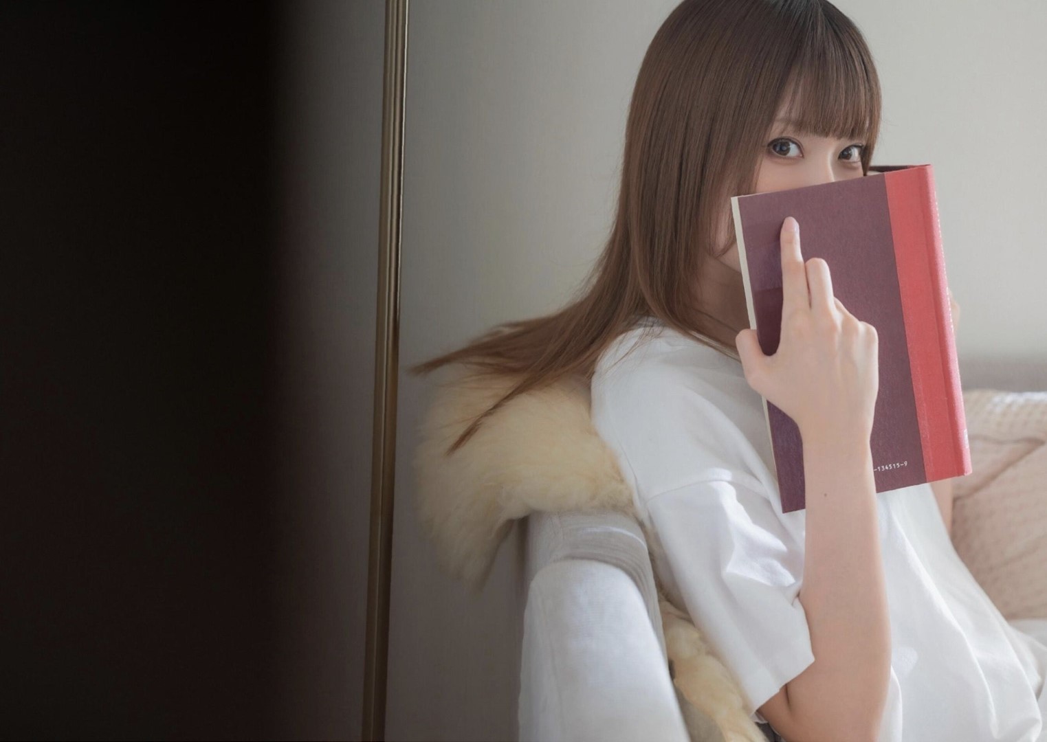 スカート を約100回めくれる本 vol.24 有川紗雪 [161P]