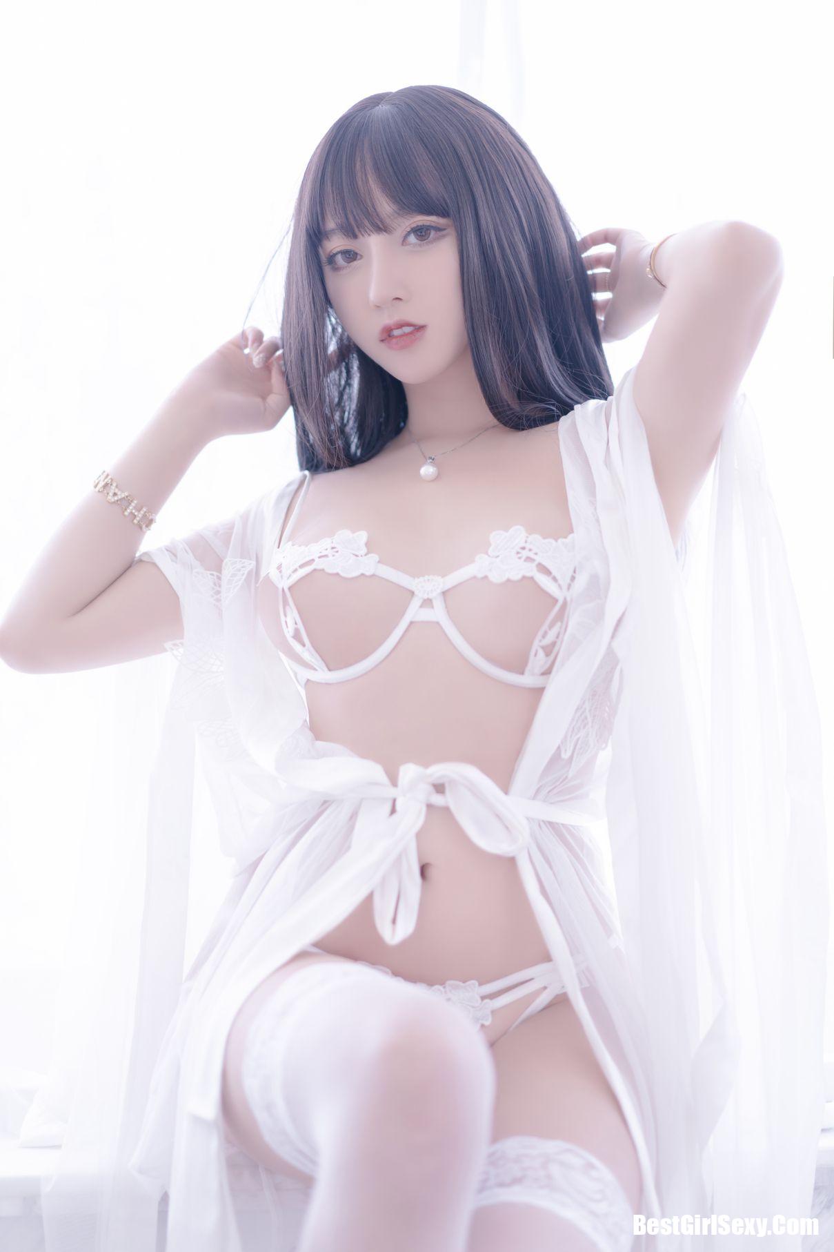 Coser@过期米线线喵 镂空内衣