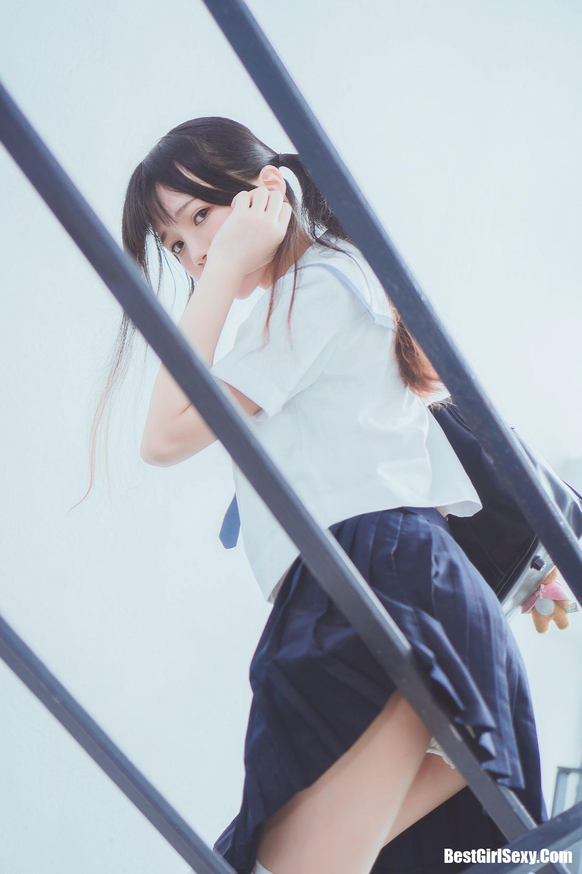 Coser@桜桃喵 Vol.074 蓝白水手服