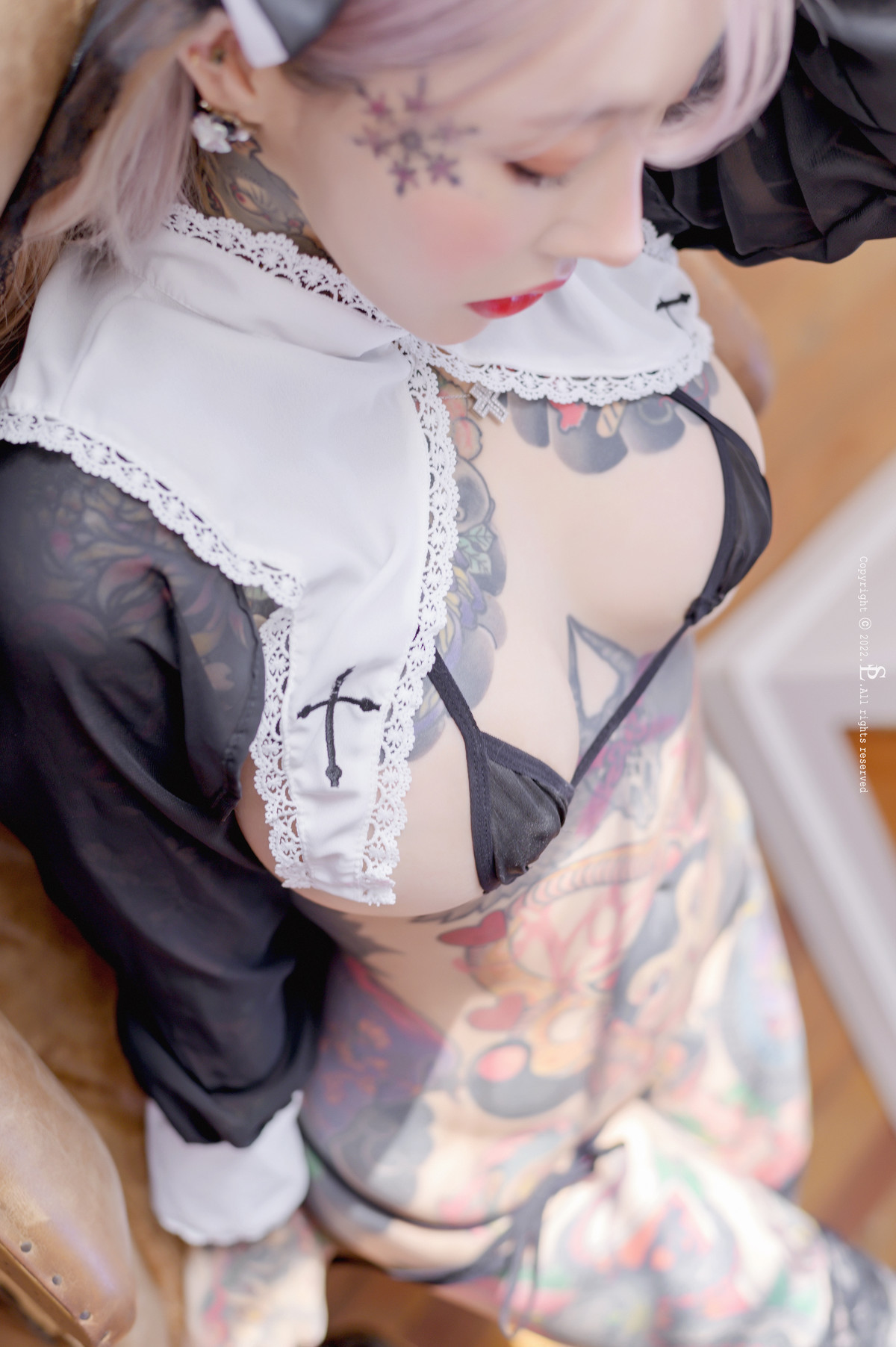 YoKo 요코, [SAINT Photolife] Saint and Devil Set.01 [42P]