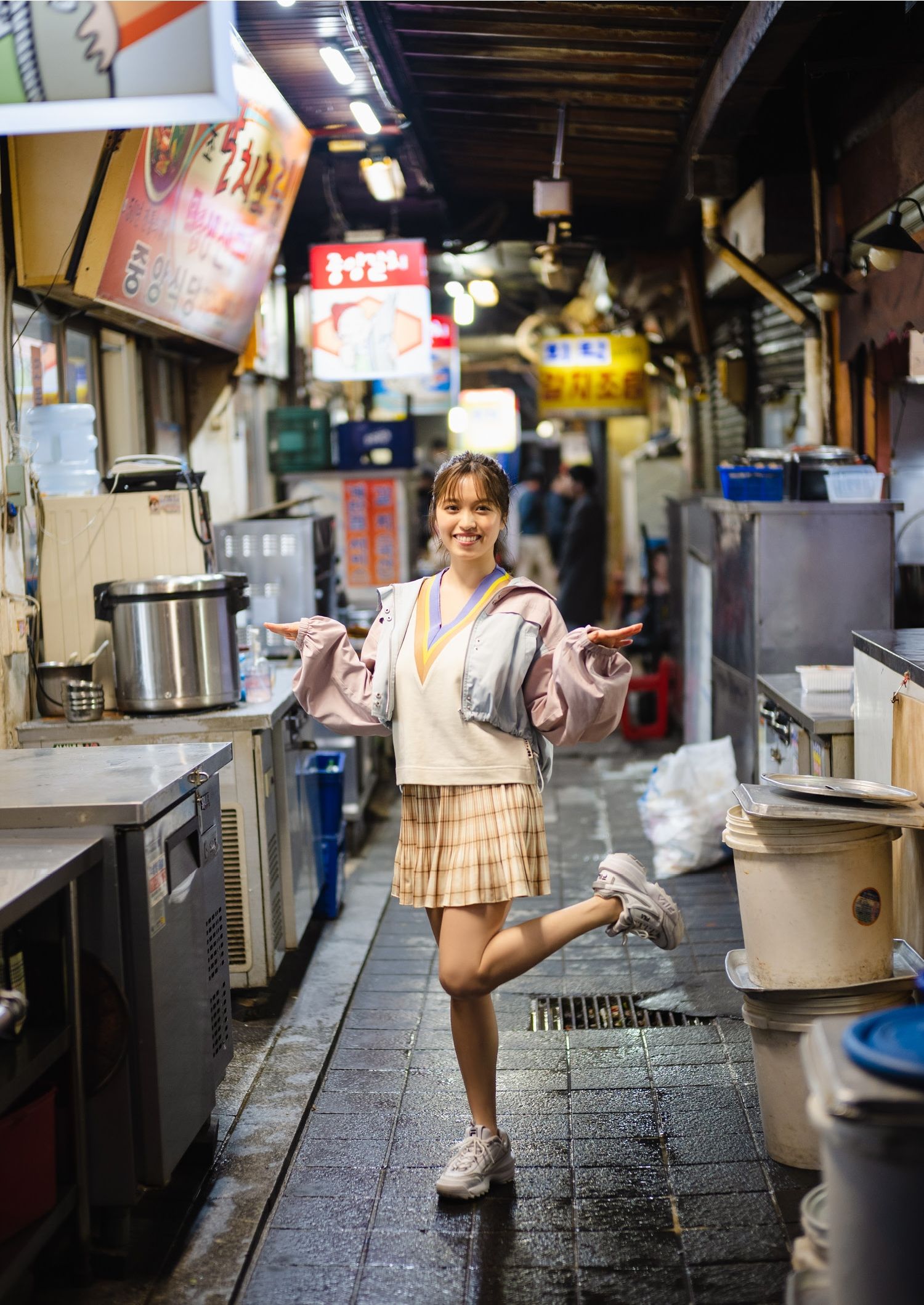 村島未悠 写真集「むらみゆ、念願の韓国に行ってきましたっっ」 [50P]