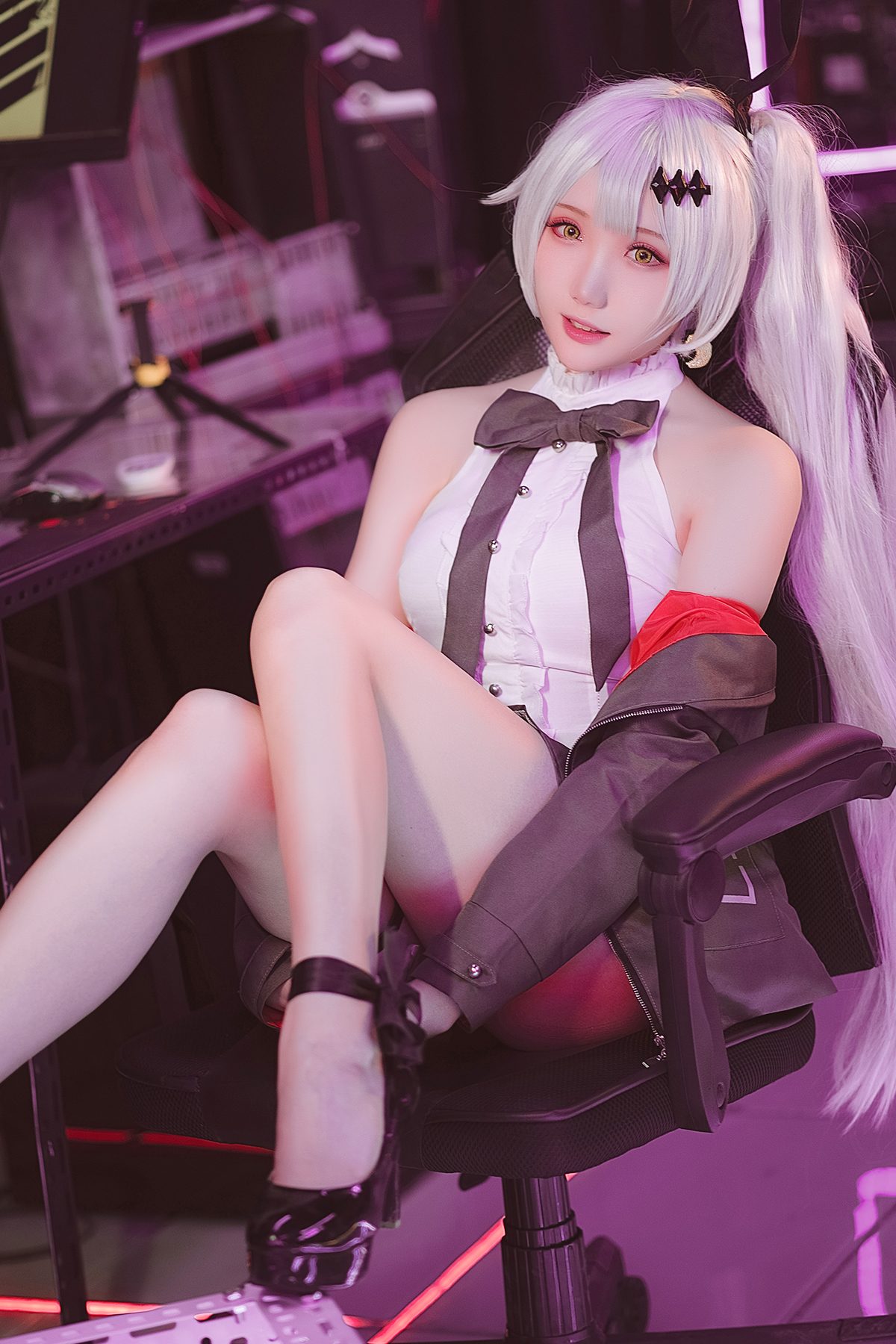 Coser@瓜希酱 – 少女前线 FN-57 Five-seveN Part 3