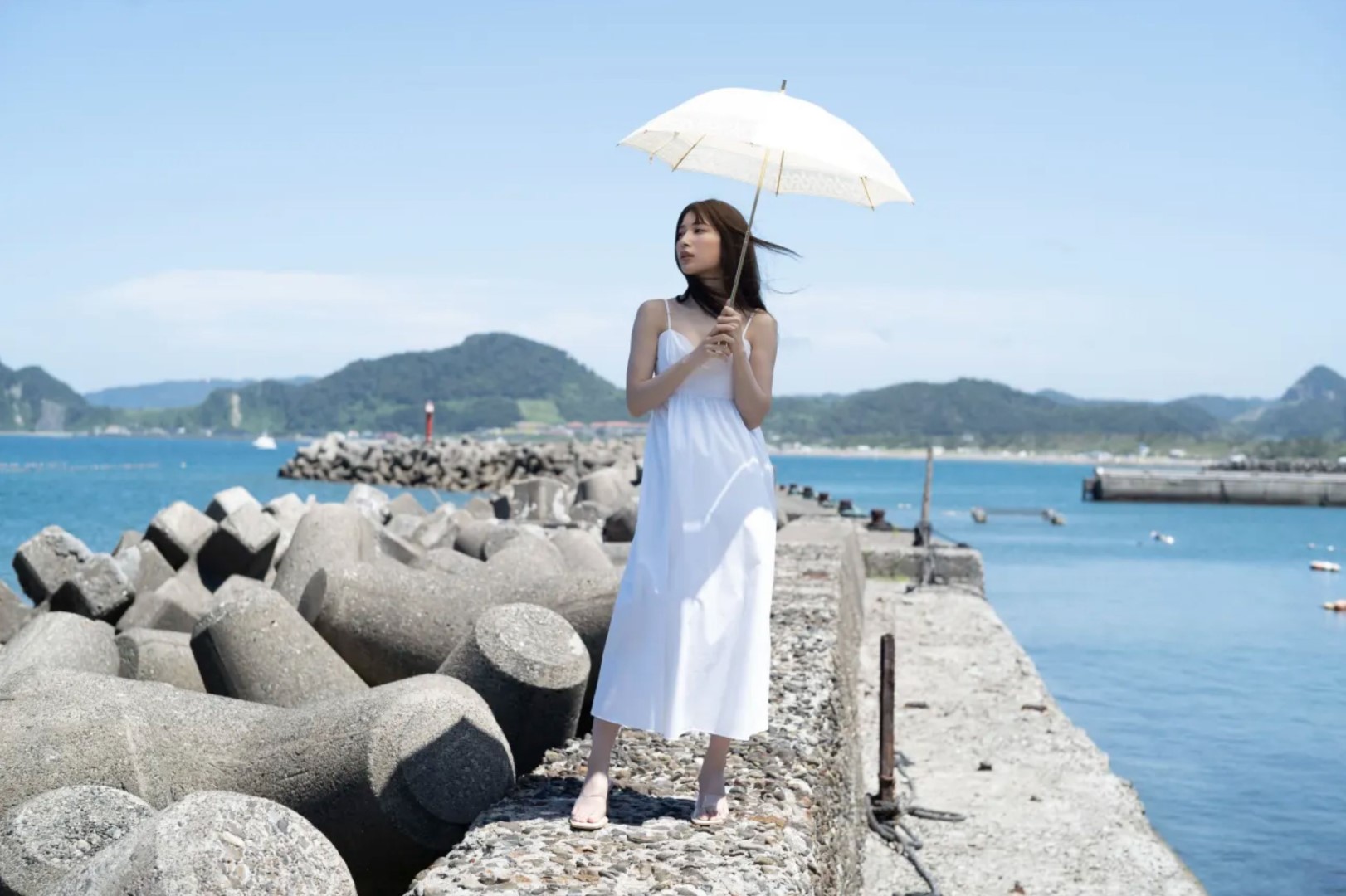 マンスリーガール 016 雪平莉左 先行公开100カット [100P]