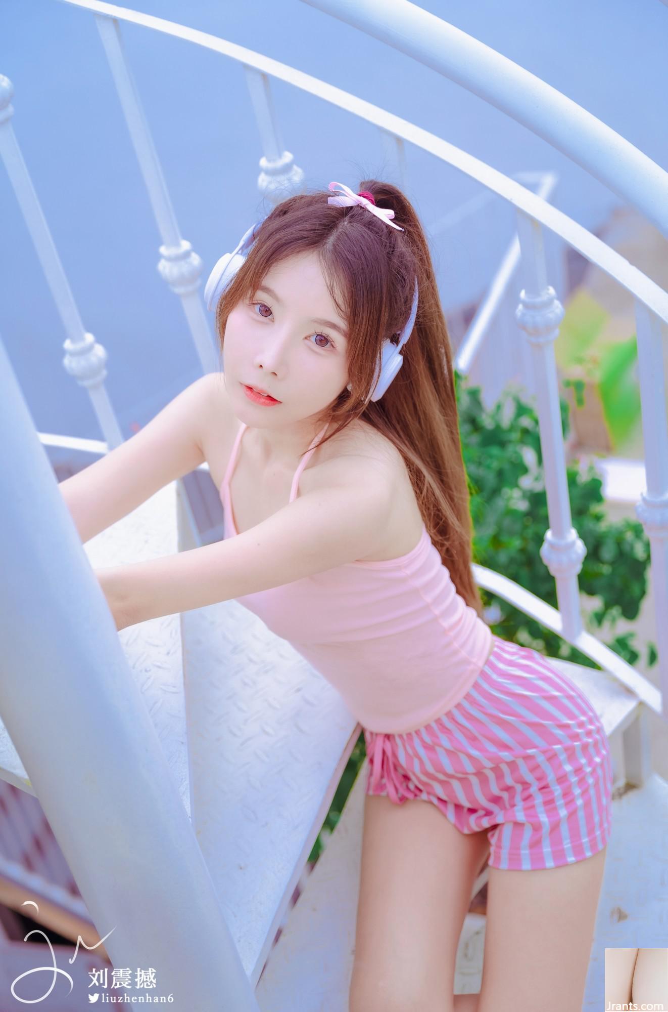 [网路收集] 摄影师-刘震撼 美模摄影合集 (三) [100P]